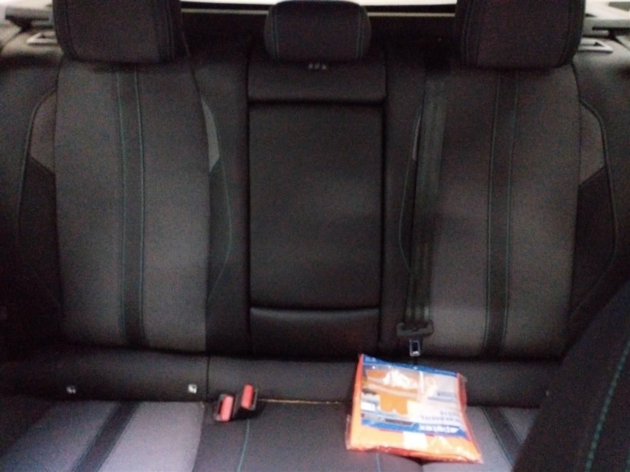 Fahrzeugabbildung Peugeot 308 SW Allure Blue HDI 130 eAT