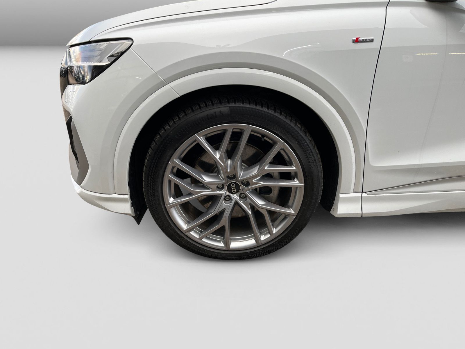 Audi Q4 45 e-tron quattro s-line Ext. Navi Matrix foto 5