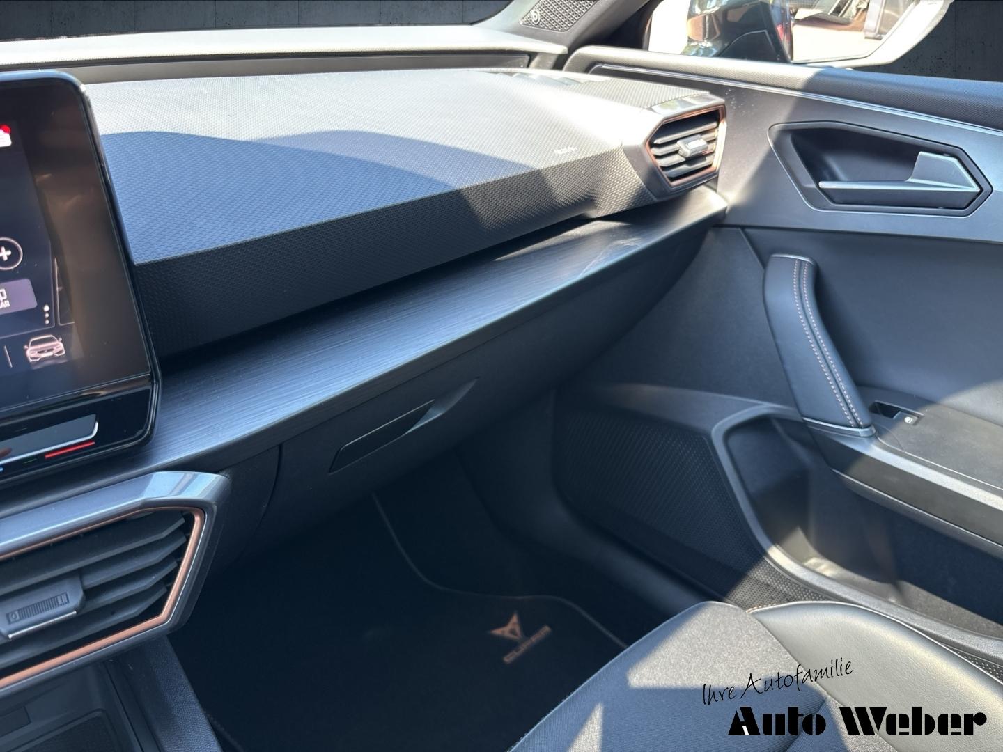 Cupra Leon VZ 2.0TSI DSG Pano Beats ACC SHZ RFK, миниатюра 26