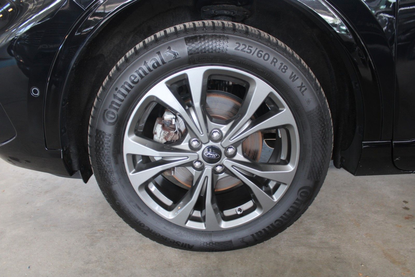 Fahrzeugabbildung Ford Kuga PHEV ST-Line X LED AHK 2xCam ACC WinterPak.