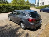 Opel Astra J 2l Turbo Diesel - Opel Astra Turbo mit Diesel-Antrieb