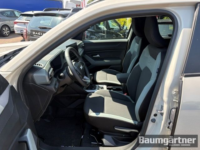 Fahrzeugabbildung Dacia Duster Extreme TCe 130 4x4 Mild-Hybrid Winter-P. - mit KI generiert/bearbeitet