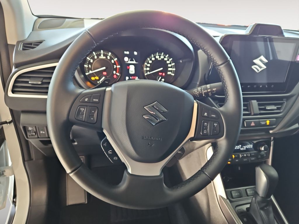 Fahrzeugabbildung Suzuki S-Cross 1.4 Automatik Comfort Navi LED PDC Rückf