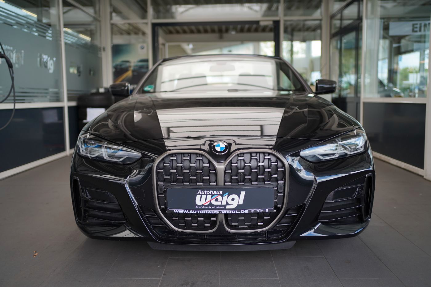 Fahrzeugabbildung BMW M440i xDrive ParkAssist.+HarmanKardon+Laserlicht