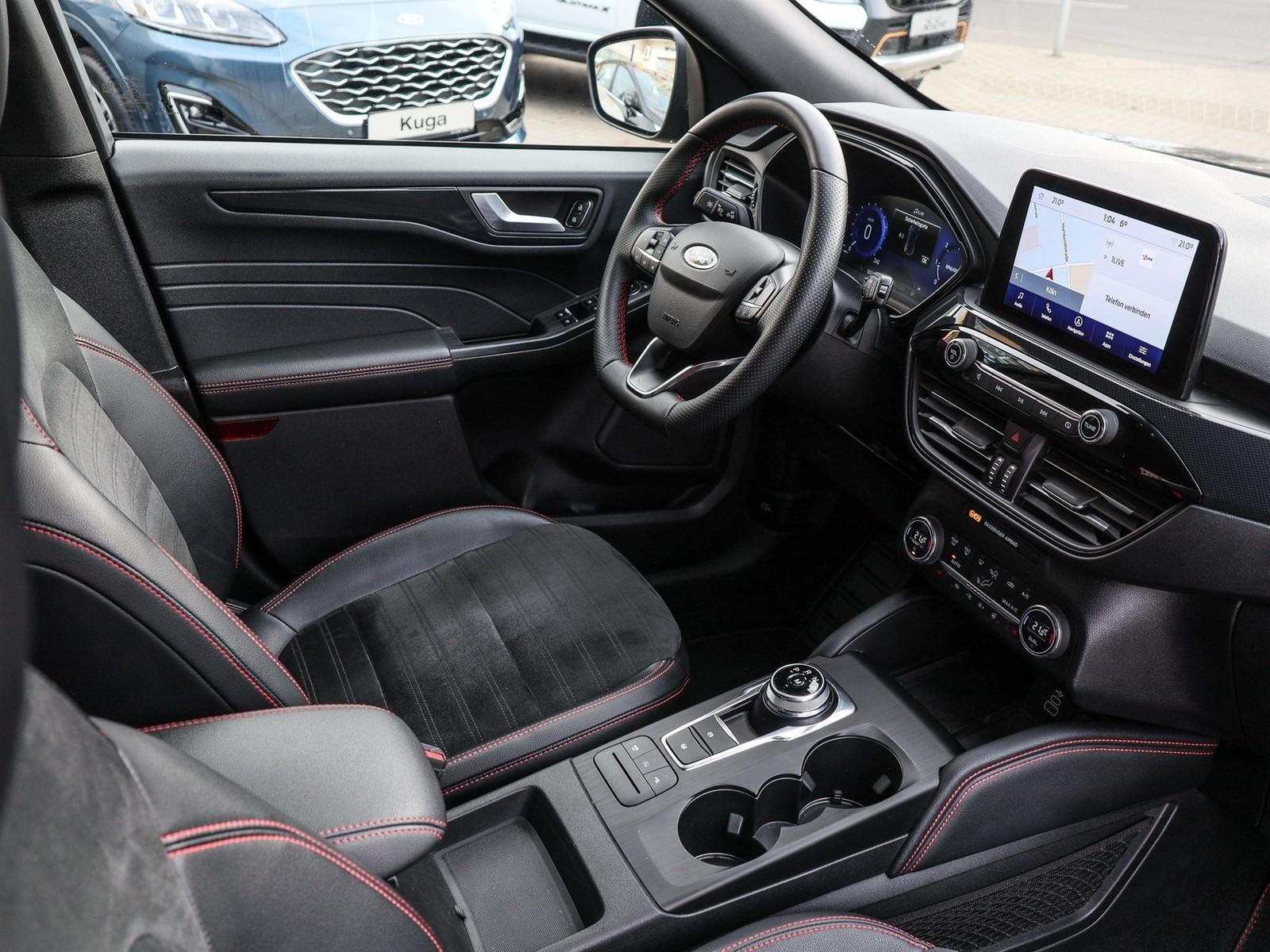 Ford Kuga Plug-In Hybrid ST-Line X,Panoram D., 20" AL