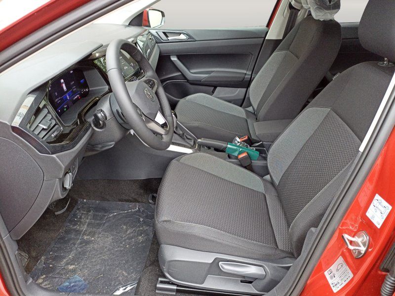 Fahrzeugabbildung Volkswagen Polo 1.0 TSI DSG Life