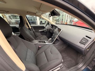 Volvo XC60 - 11