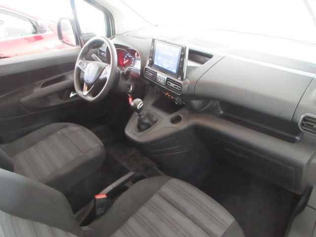 Fahrzeugabbildung Opel Combo Life 1.2T  7-SITZ/NAVI/LED/AHK/PDC/DAB+