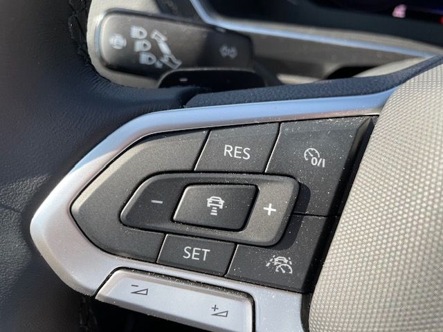 Tiguan 1.5 TSI DSG ACTIVE NAVI IQ-MATRIX Keyless