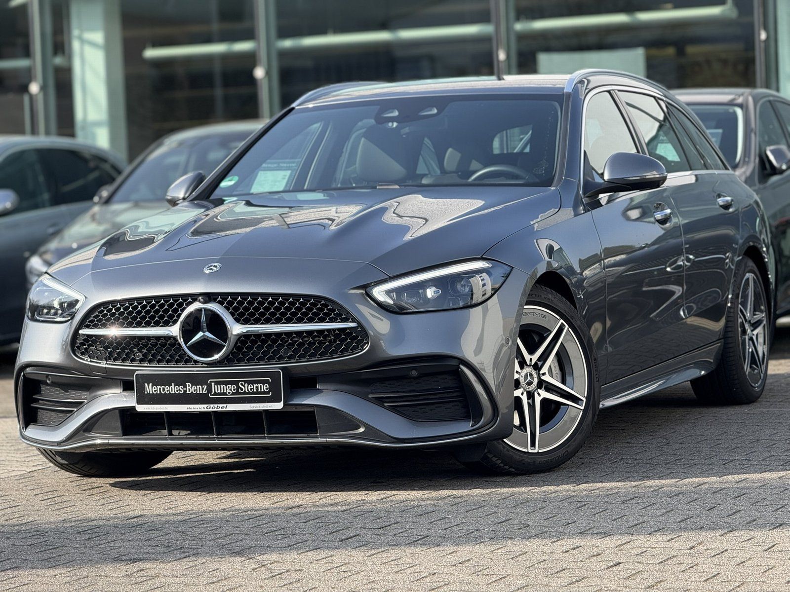 Fahrzeugabbildung Mercedes-Benz C 200 T AMG*DISTRONIC*360°*DIGITALLIGHT*KEYLESS*