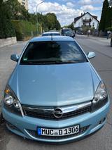 Opel Astra 1.6 ECOTEC Edition "111 Jahre" 85kW Ed... - Opel Astra aus 2010: Cabrio