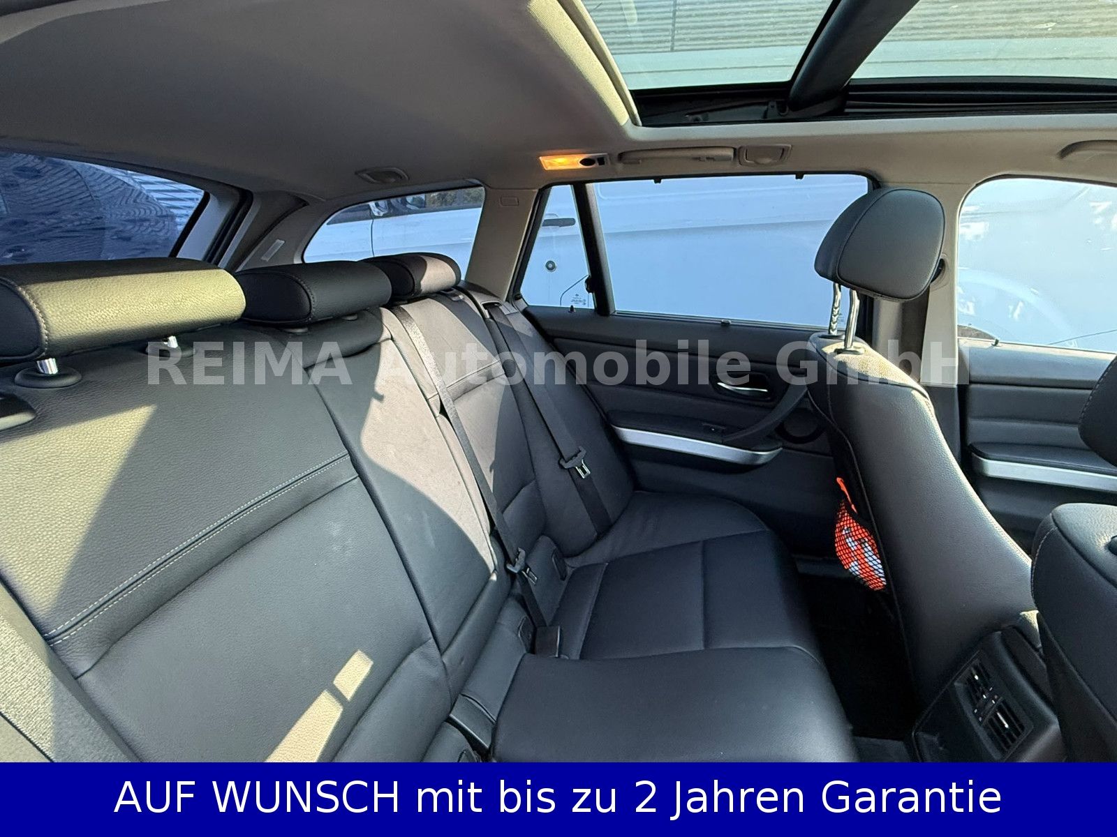 Fahrzeugabbildung BMW 325d Touring, Pano