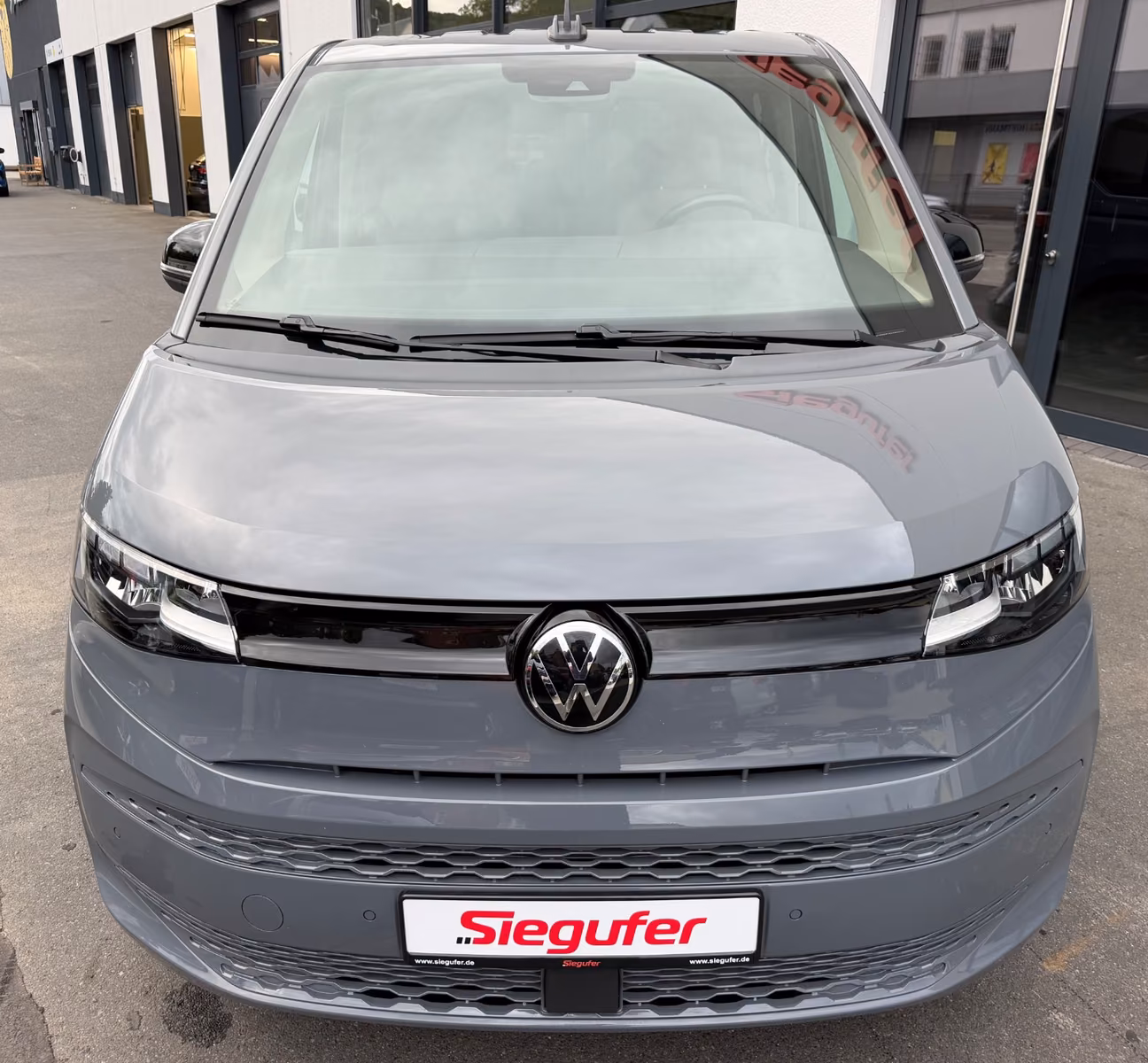 Volkswagen T7 Multivan 2.0 TDI 7-Sitzer