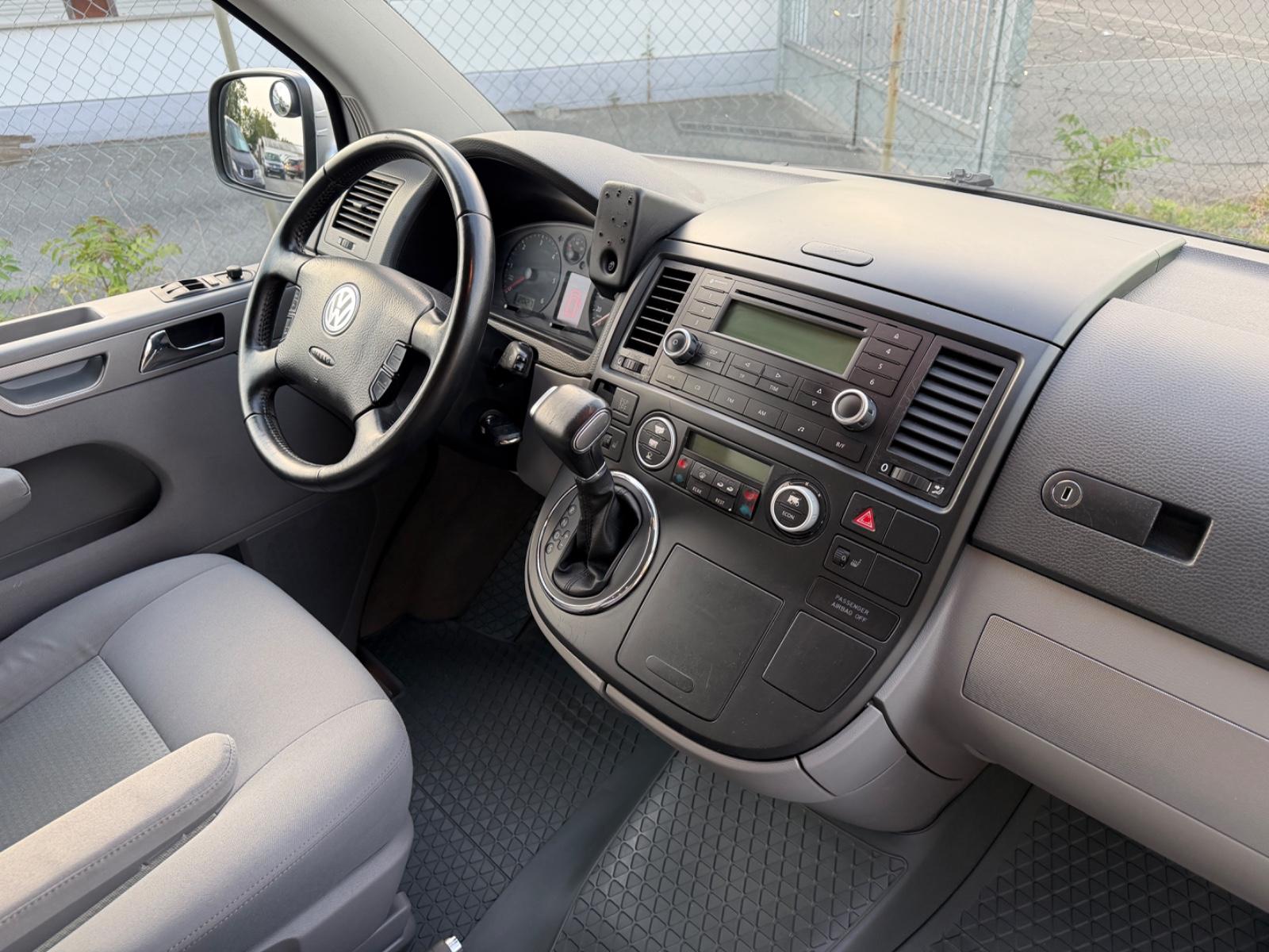 VOLKSWAGEN T5 MULTIVAN 2.0 TDI 140ch DSG - CONFORTLINE - 1ère MAIN - CLIM AUTO - RÉGULATEUR