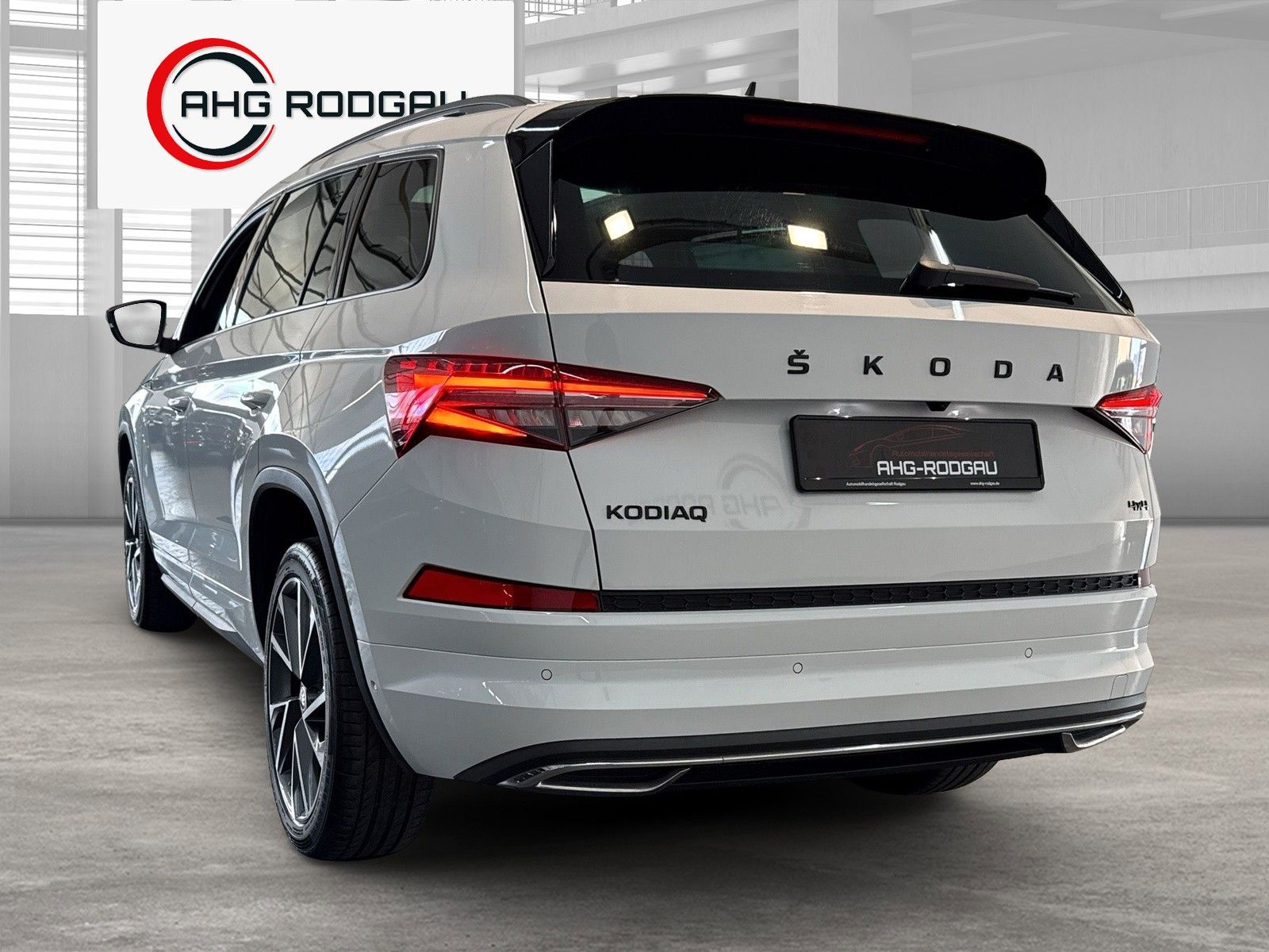 Skoda Kodiaq Sportline 4x4/360/ACC/AHK/PANO/StandH imagem 3