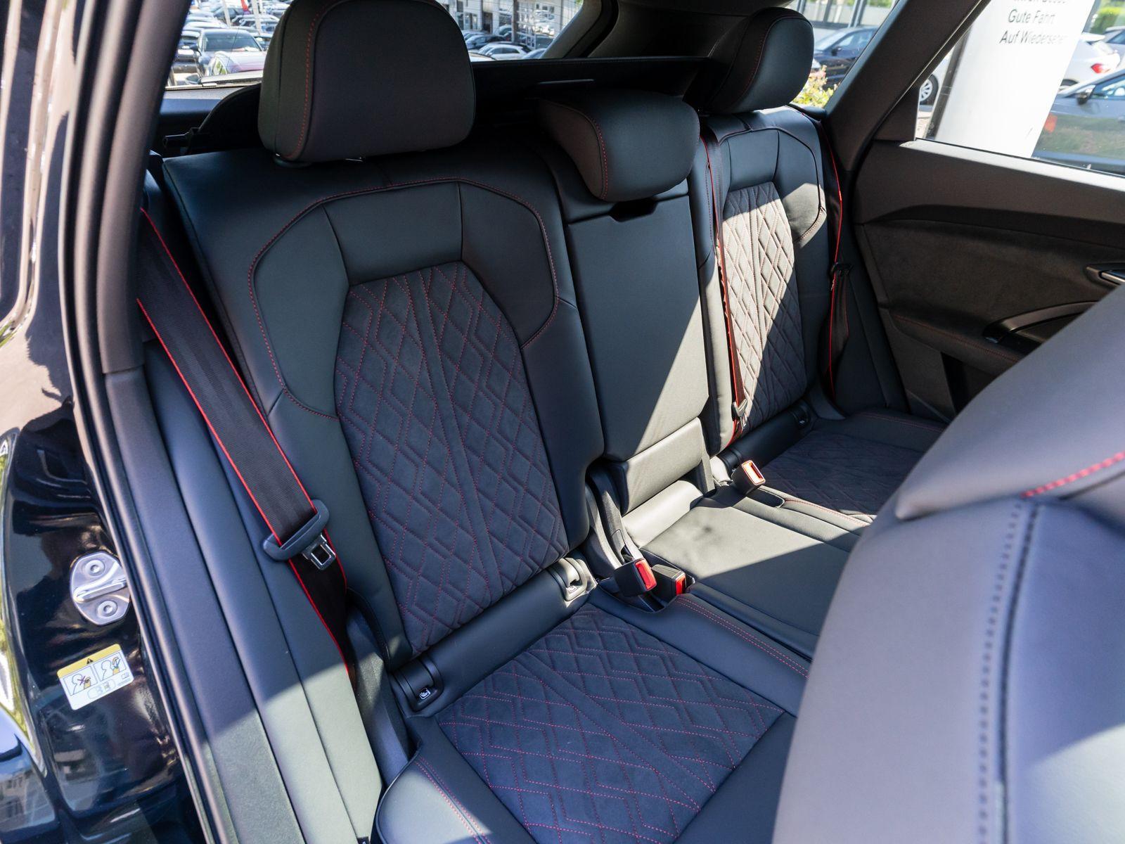 Audi Q5 SUV e-hybrid quattro Panoramadach AHK