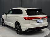 Volkswagen Touareg R-Line 4Motion*22Zoll*NP:110.930 EUR !!! - VW Touareg Gebrauchtwagen in Braunschweig
