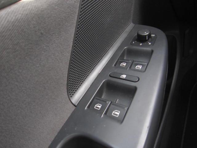 Volkswagen Golf 2009 — photo 13