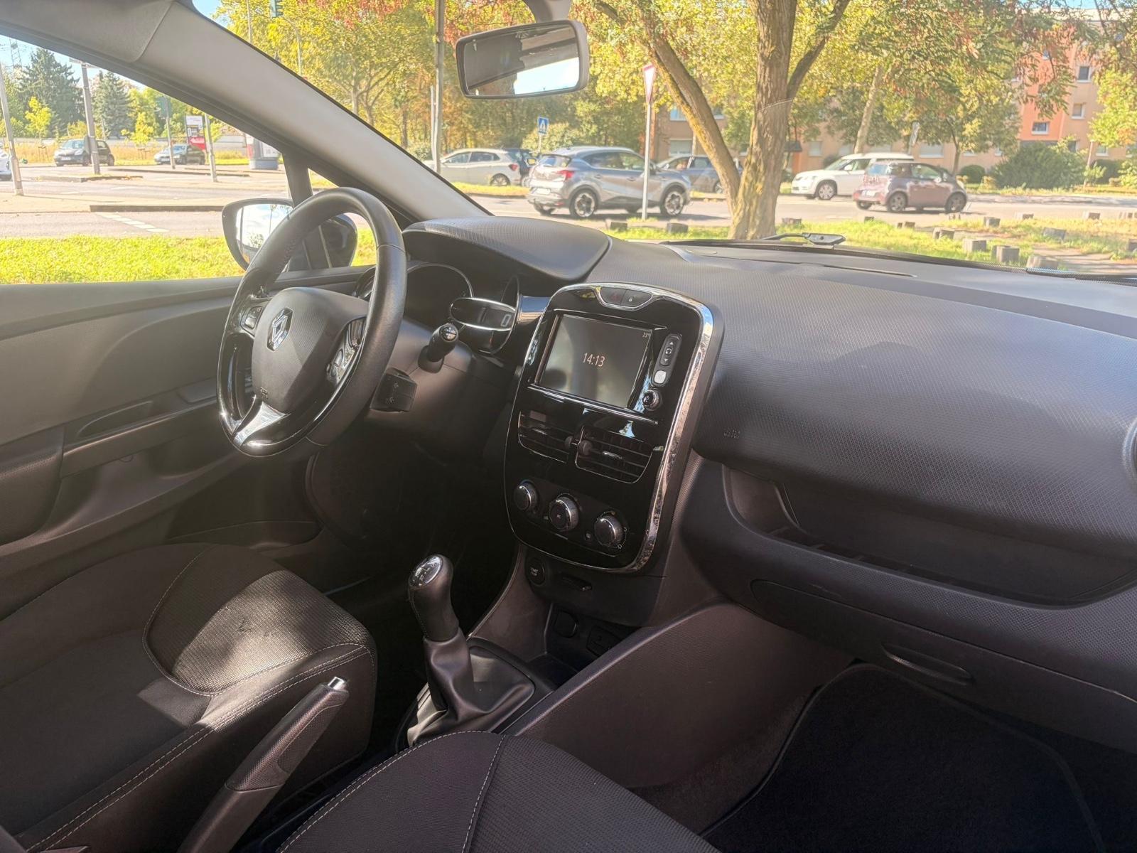 Renault Clio IV Dynamique 90PS* 5.Türen * Navi