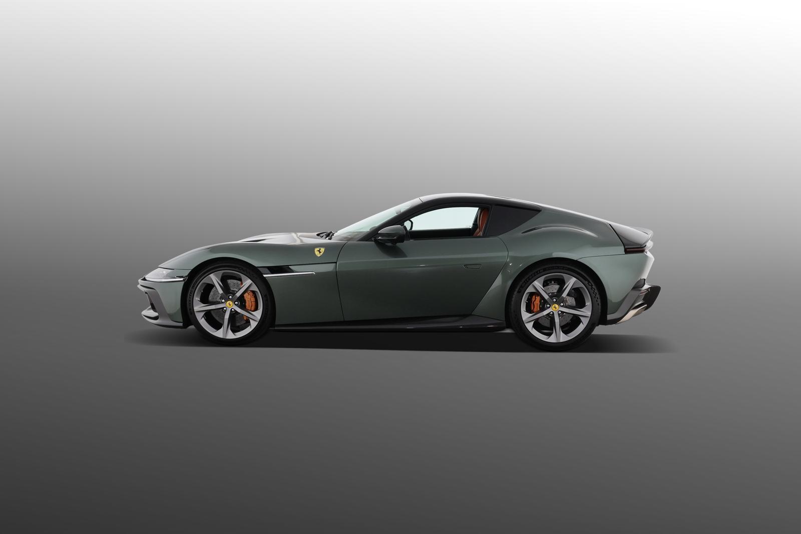 Ferrari 12 Cilindri Carbon | Pano |