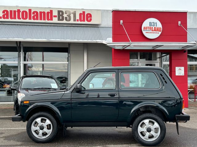 Lada Niva 4x4 Taiga 1,7i Euro6  AUX USB AHK ALU TÜV