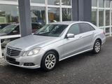 Mercedes-Benz E 200 E Limousine E 200 CDI BlueEfficiency - Mercedes-Benz E 200 mit Diesel-Antrieb: Automatik