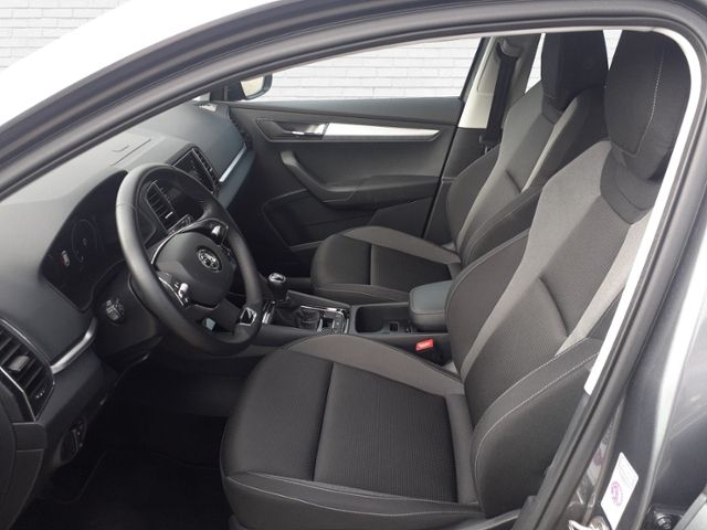 Fahrzeugabbildung SKODA Karoq 1,5 TSI Tour Klima LED Navi Alu