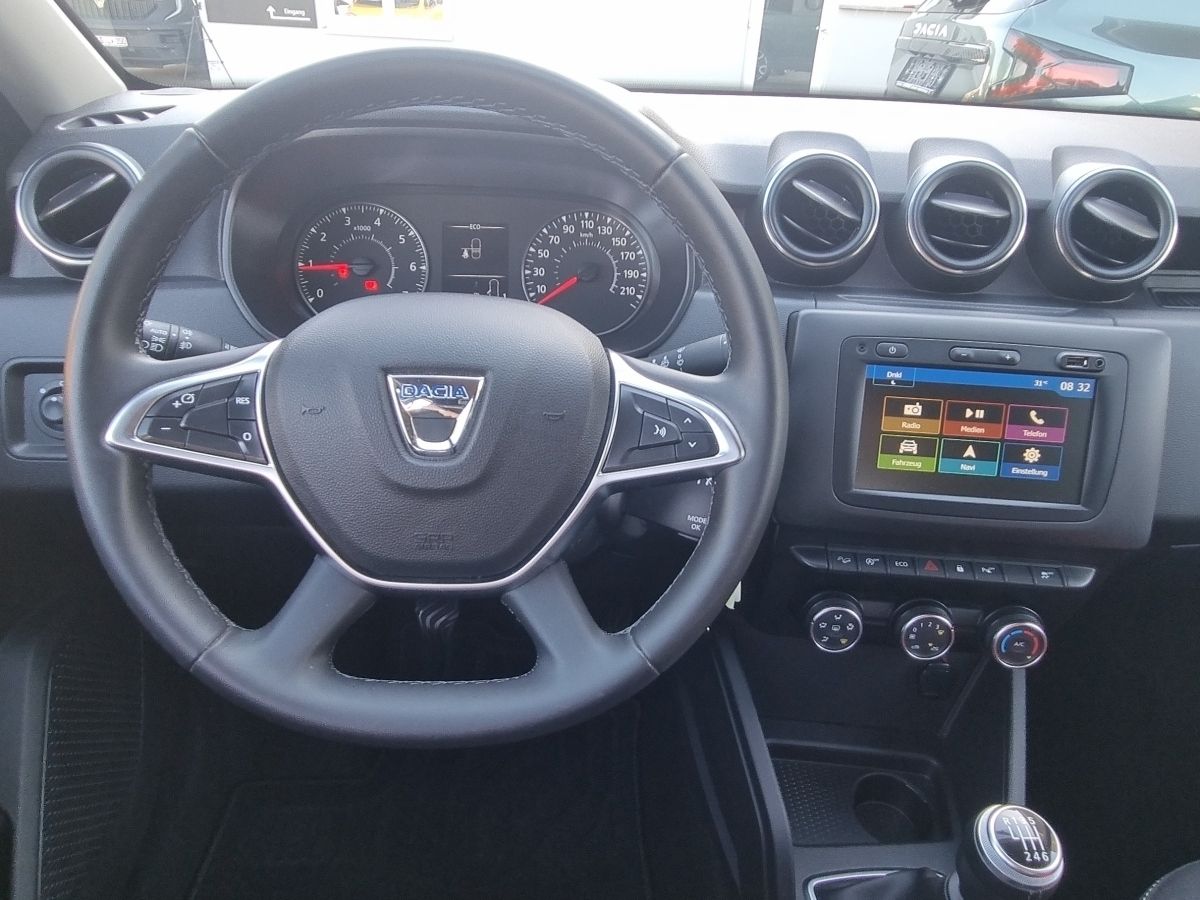 Fahrzeugabbildung Dacia Duster Urban TCe 130 4WD