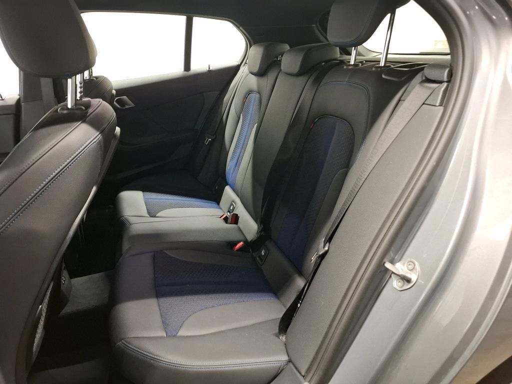 Fahrzeugabbildung BMW 118 d M Sport Aut Ambiente-Beleuchtung GRA Kam
