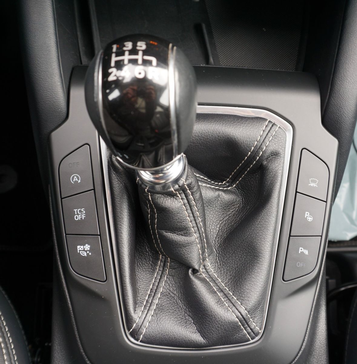 Fahrzeugabbildung Ford Focus Turnier Vignale, Kamera, Pano, Leder, LED