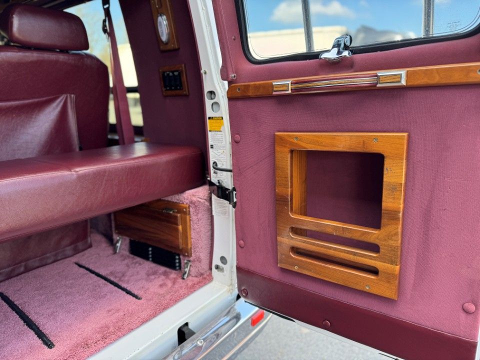 Fahrzeugabbildung Chevrolet Chevy Van G20 5.7 V8 Tiara deutsches Fzg.