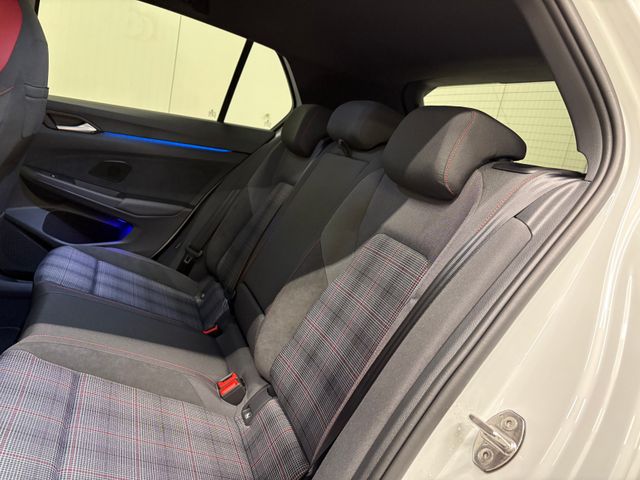 Golf VIII GTI 2.0 TSI DSG PANO MATRIX-LED RFK