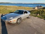 Porsche 928