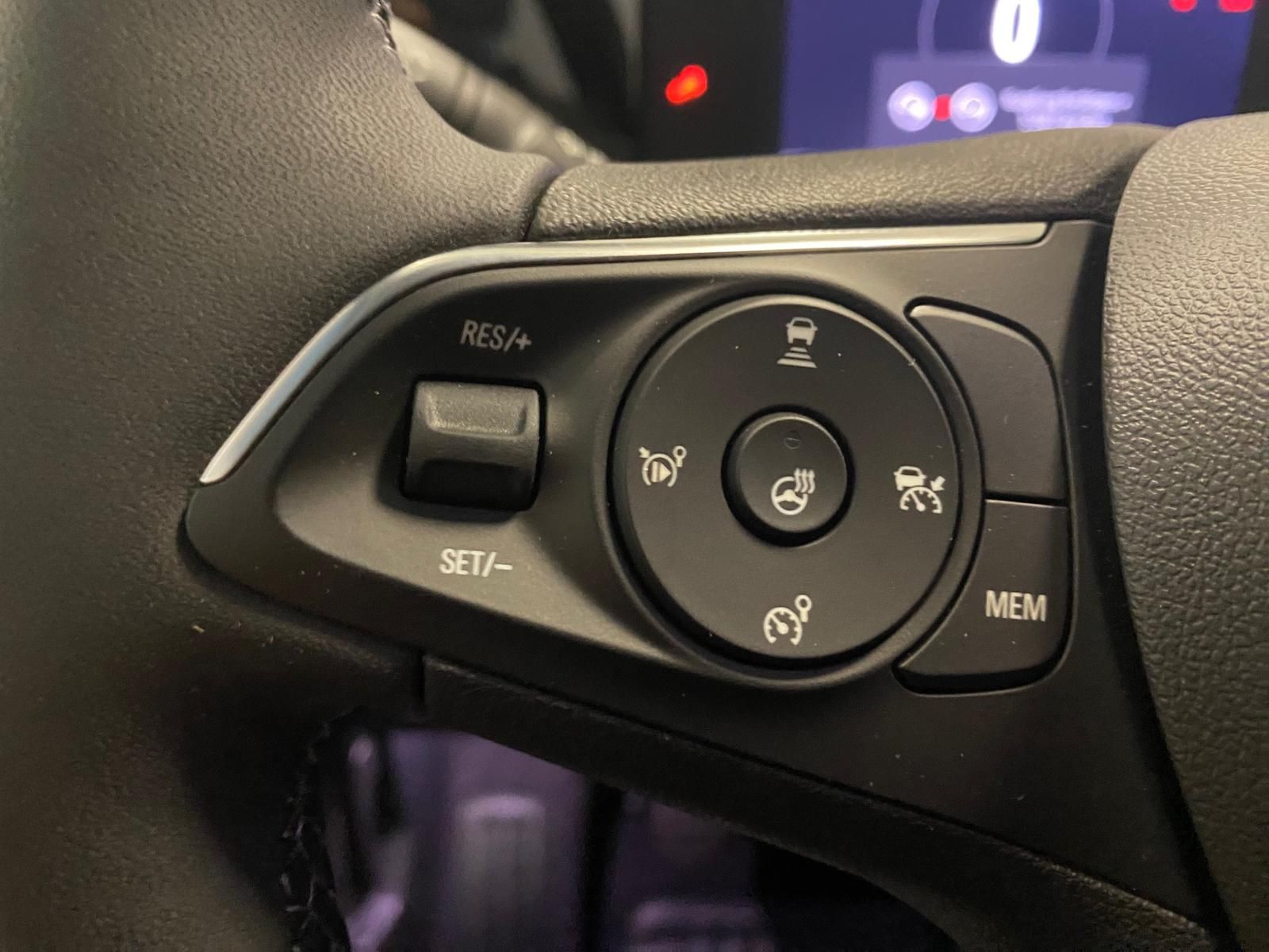 Fahrzeugabbildung Opel Mokka 1.2 Turbo 74kW Edition+ACC+LED+APP CONNECT