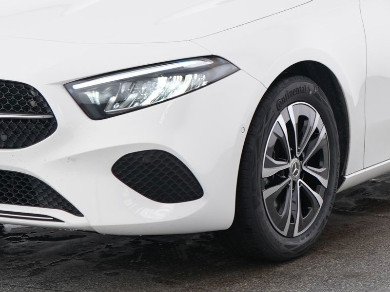 Fahrzeugabbildung Mercedes-Benz A 180 Progressive Totwi. Navi LED SHZ SpurH KAM
