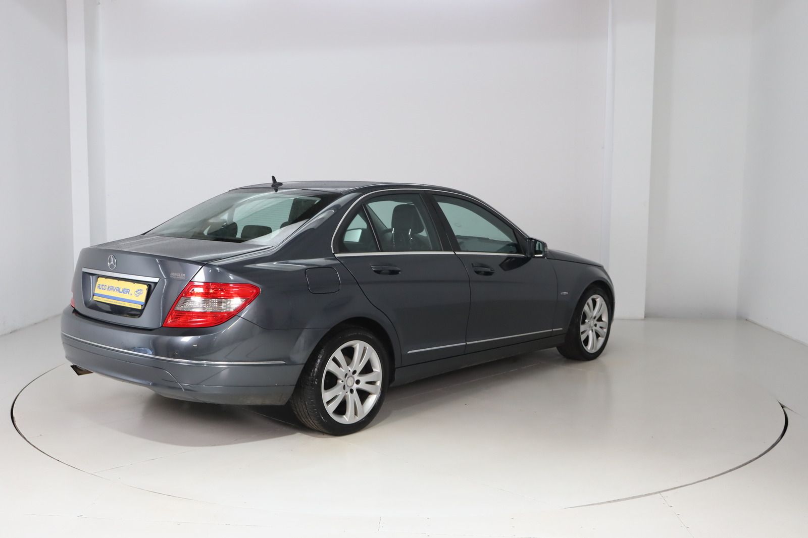 Fahrzeugabbildung Mercedes-Benz C 180 KOMPRESSOR HU/AU 02.27
