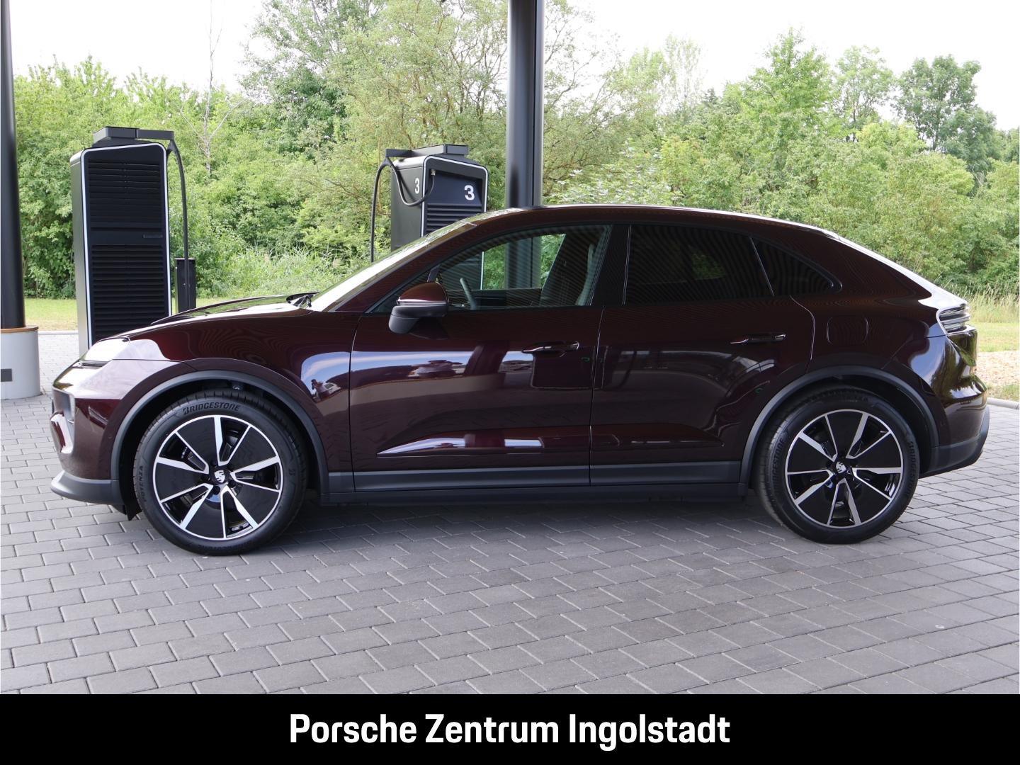 Porsche Macan 4, Panorama, BOSE, PA Surround View, PASM,