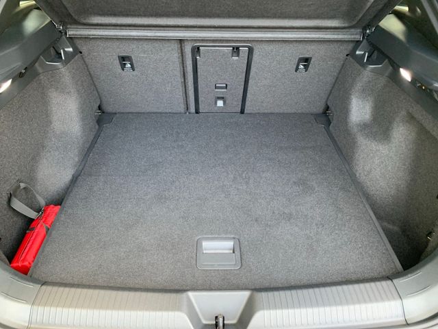 ID.4 GTX 4MOTION AHK+IQ.LIGHT+HUD+NAV+KAMERA+ACC