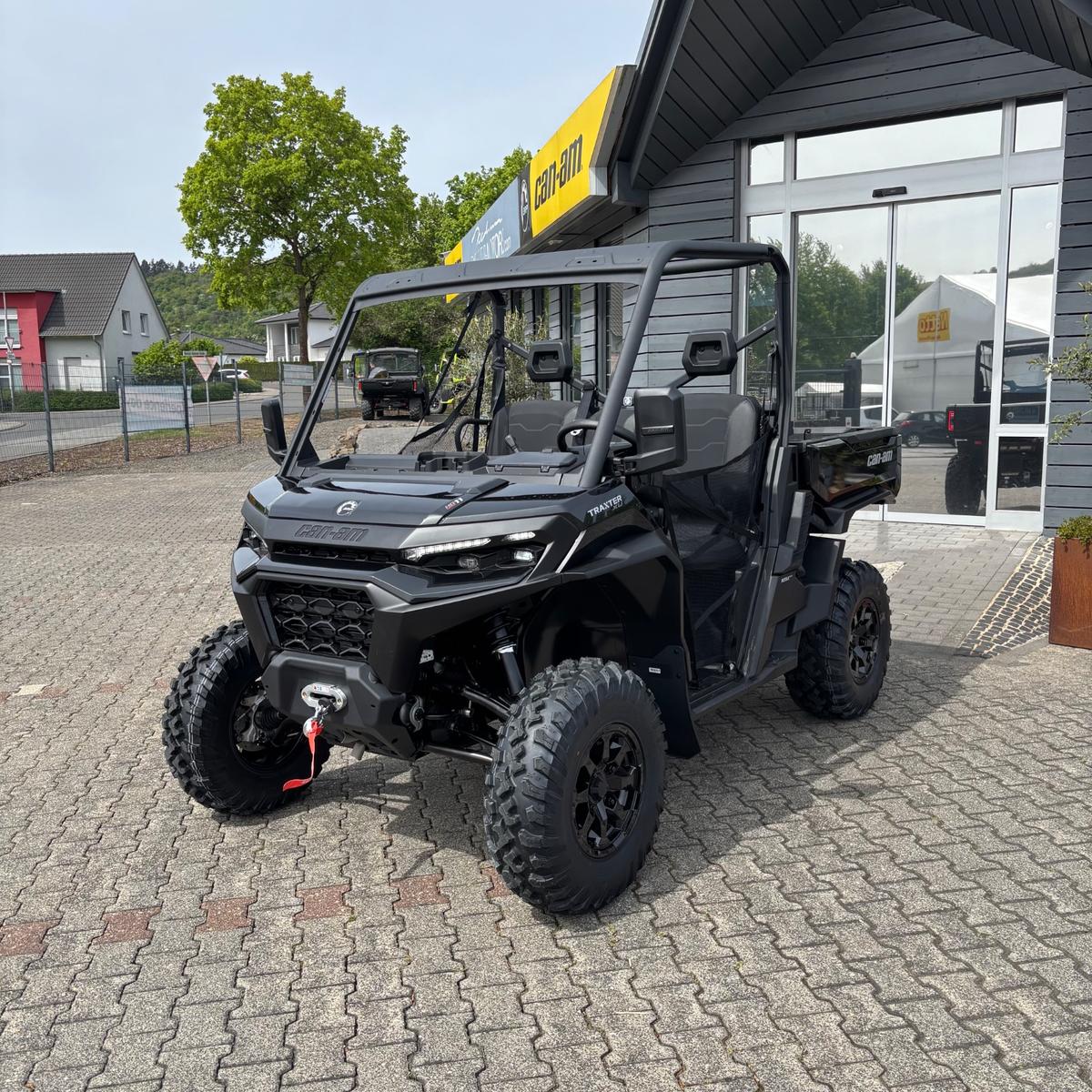 Can-Am Traxter XU HD 11 T / Lagerfahrzeug
