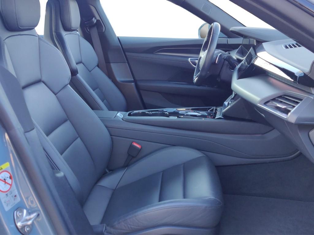 Audi e-tron GT quattro 83 kwh PANO*WÄRMEPU*LED*NAV*SH