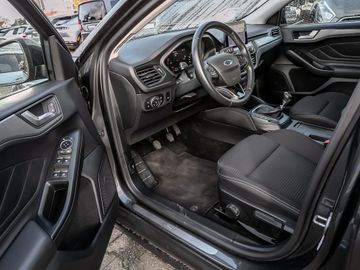 Ford Focus Turnier 1.0 Titanium Kamera Navi LED