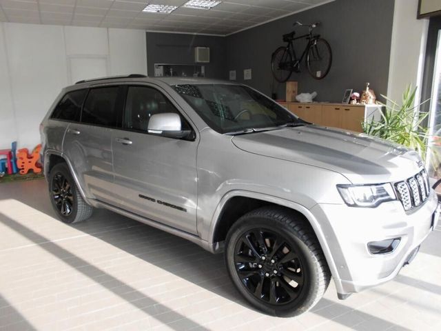 Jeep Grand Cherokee Grand Cherokee 3.0 V6 CRD 25