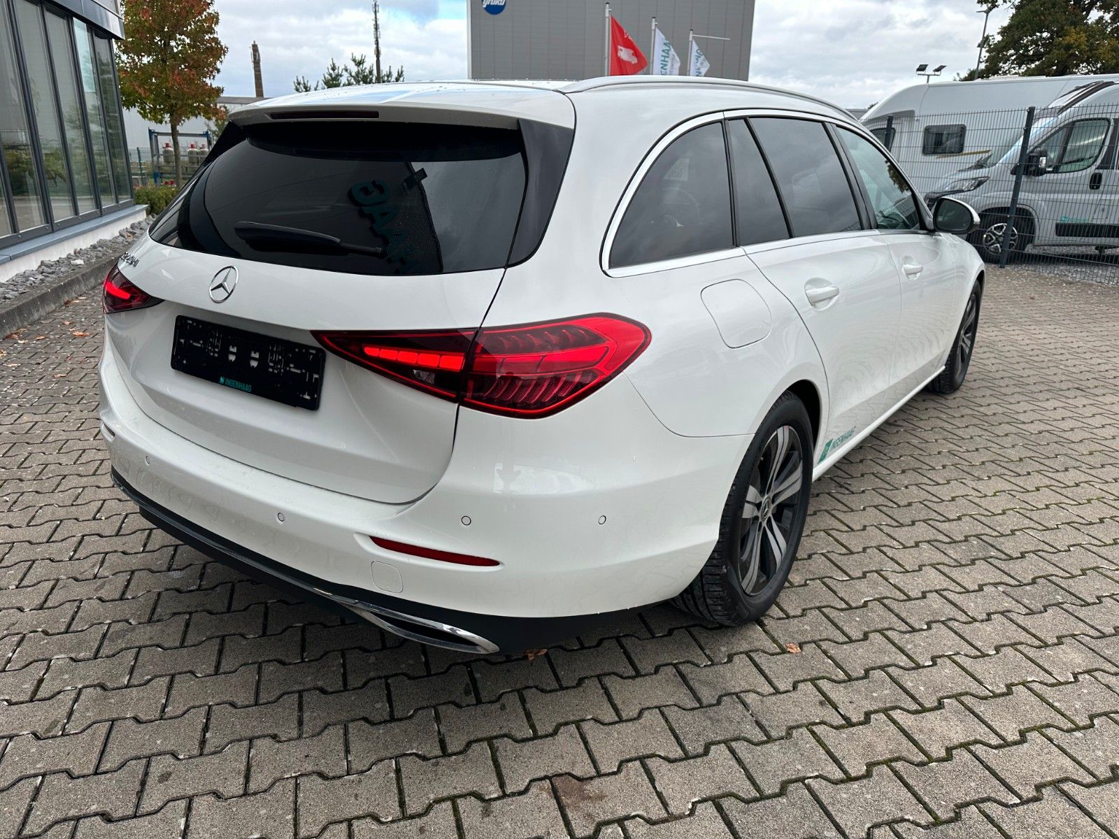 Fahrzeugabbildung Mercedes-Benz C 220 T d Avantgarde Navi AHK