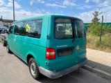 Volkswagen T5 Transporter 2,5 TDI KLIMA 8Sitzer 131PS - VW T5 Transporter von 2009