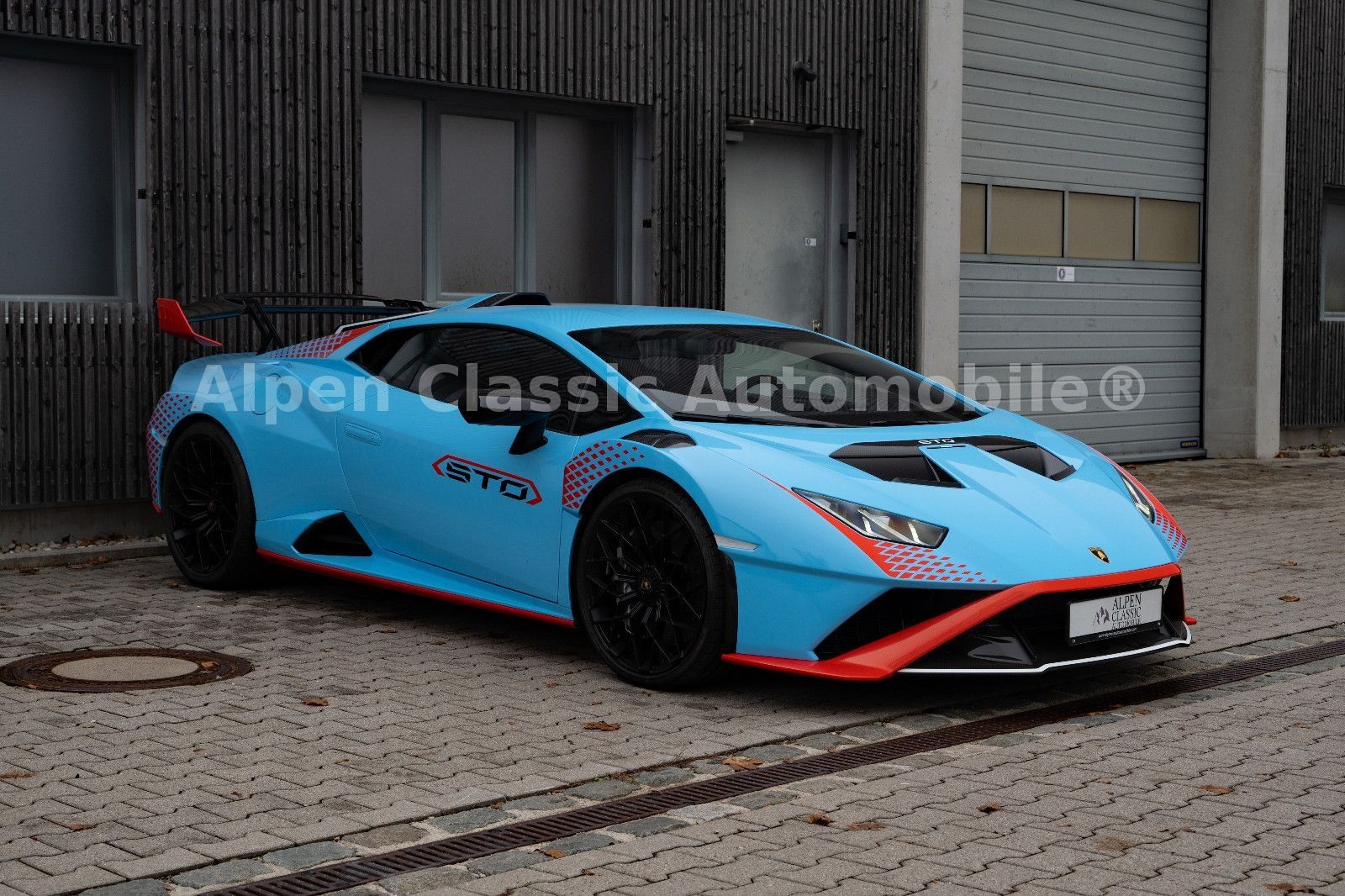 LAMBORGHINI Huracan