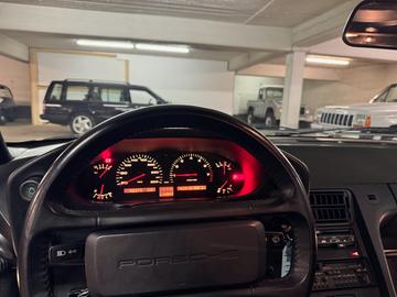 1990 Porsche 928 照片 6