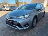 Toyota Avensis T2 Selected - Toyota Avensis: Automatik