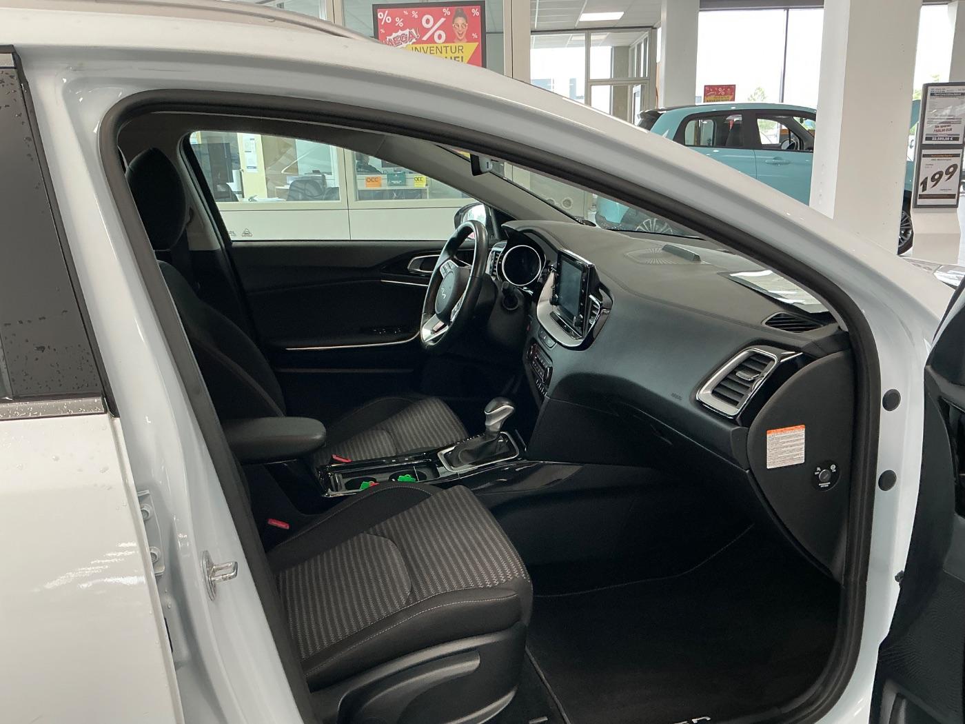 Kia cee'd SW 1.6 PHEV Vision LED+SHZ+2xKlima+LM