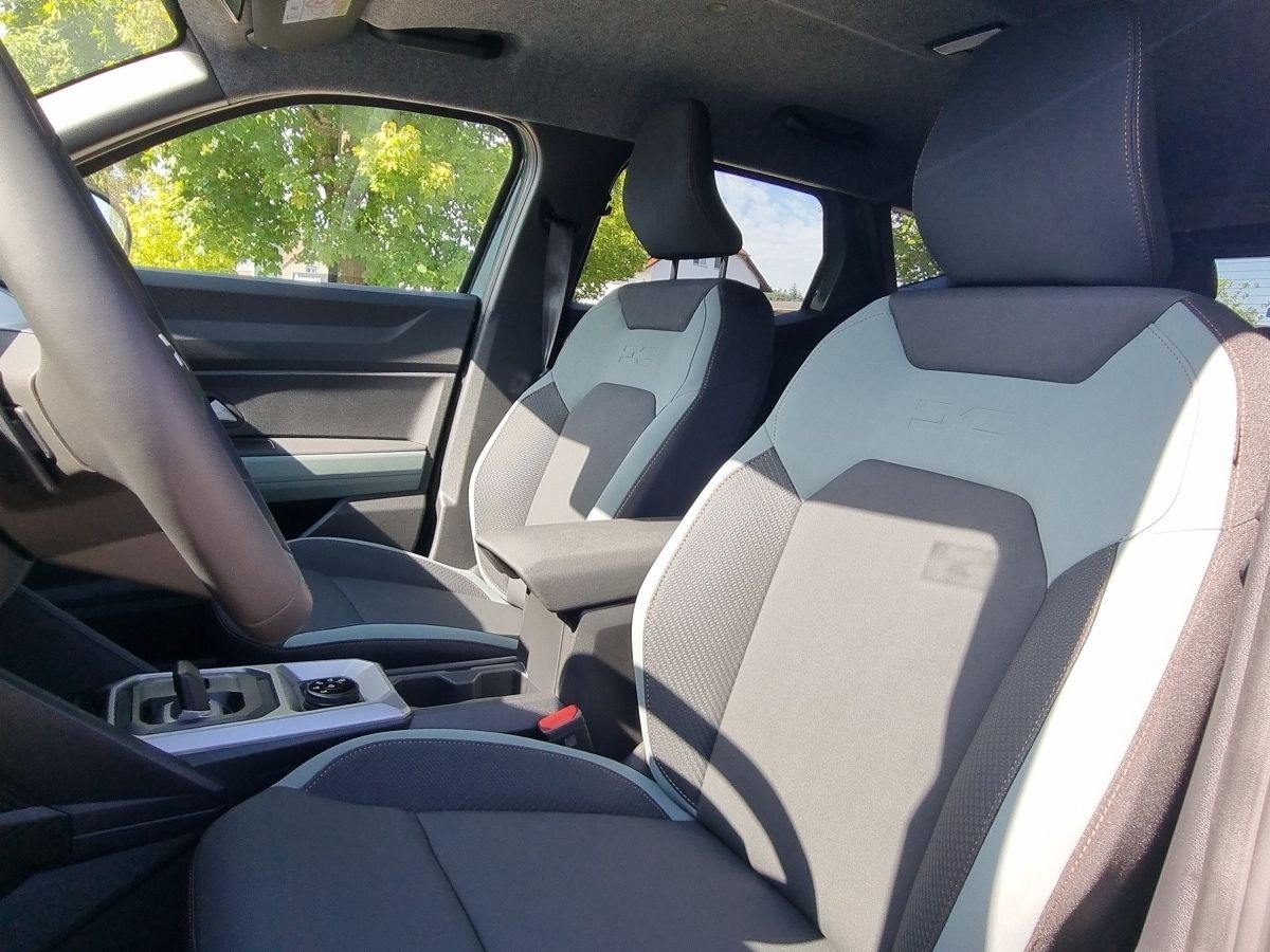 Fahrzeugabbildung Dacia Duster Extreme hybrid-G 150 4x4