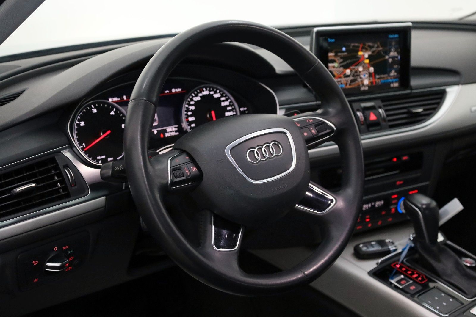 Fahrzeugabbildung Audi A6 Avant 3.0 TDI quattro Leder,Navi,Xenon,Kamera